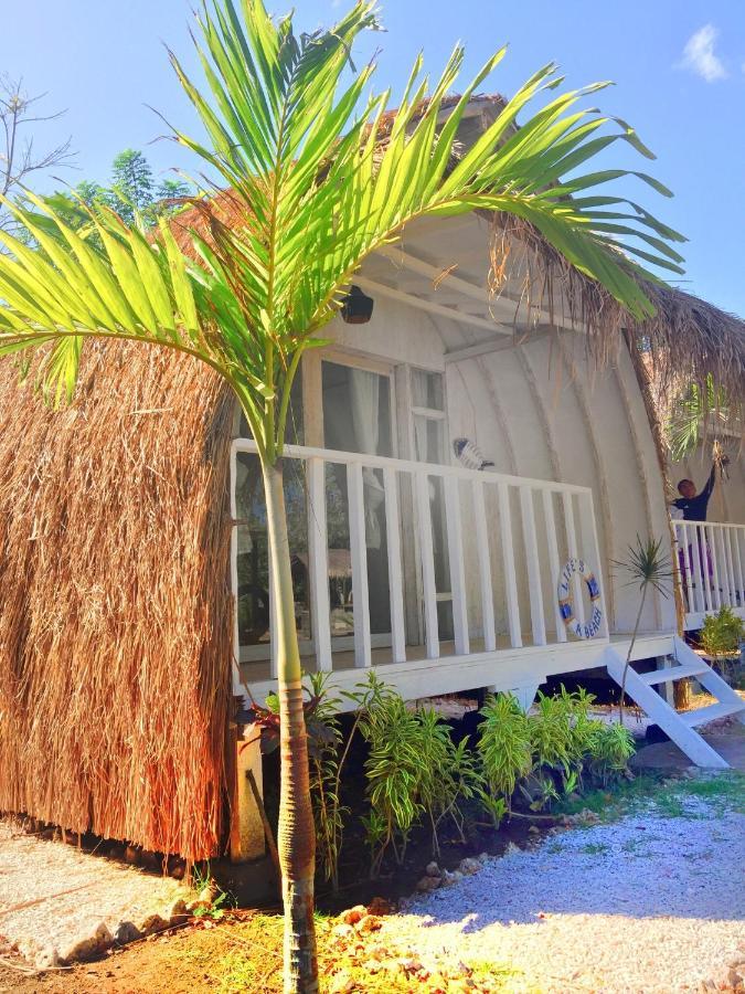 Maleo Moyo Hotel & Dive Resort Sebaru Exterior foto